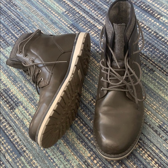 Men’s Grey boots - Picture 1 of 4